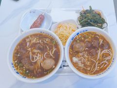 -好一家牛肉粉(山东路家乐福店)