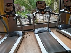 -贝菲特游泳健身(徐泾店)