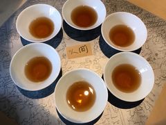 -穹六人间 people 6(岳阳路店)