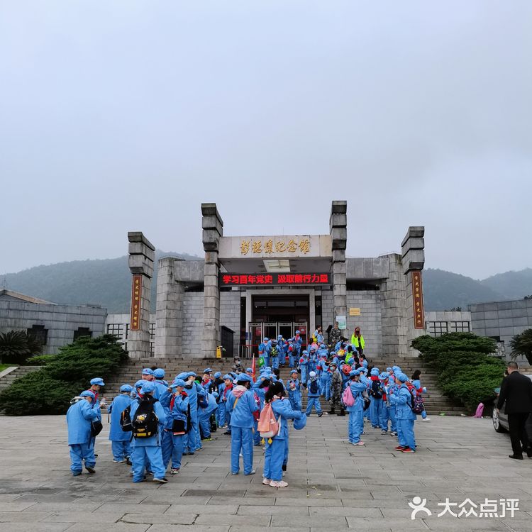 旅游景点的美食让我真香了