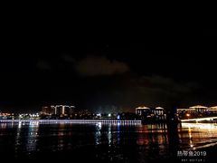 -万绿园