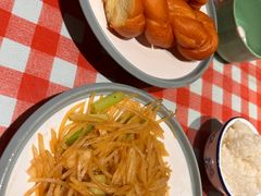 -老郑家东北春饼(龙悦居店)