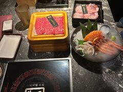 -牛YO寿喜烧·铁板烧和牛火锅自助(市府恒隆店)