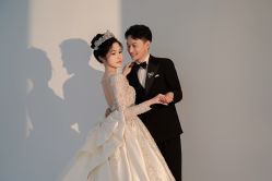 -雪中彩影婚纱摄影·微光艺术中心