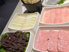 -海底捞火锅鲜切牛肉主题店(长寿路店)