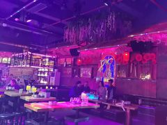 -喜鹊音乐酒馆(西街店)