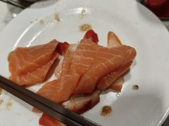 -金马门国际美食百汇(珞喻路店)