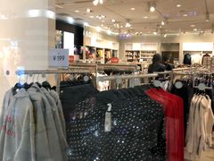 -H&M(鹏欣水游城店)