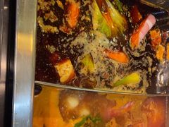 -百年川椒重庆老火锅(光谷店)