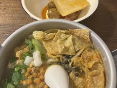 -丽丽三鲜螺蛳粉(田林路店)