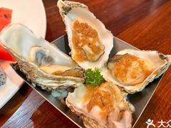 蒜蓉焗生蚝芝士焗生蚝-食间牛排(湖西路店)