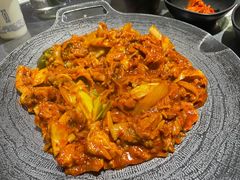 大铁板烤辣鸡-山·烤辣鸡韩国料理(西溪路店)