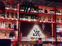 -UP嘻哈酒吧(粉巢店)