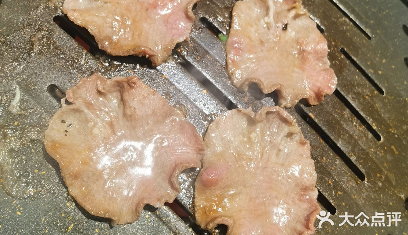 快有半年没出来吃烤肉了