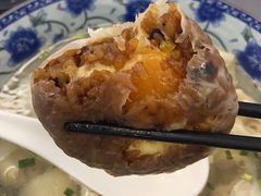 芝士咸蛋黄烧卖-217笋干馄饨