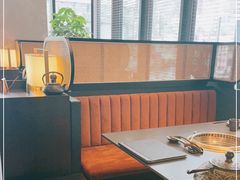 -铭牛烧肉·和牛海鲜自助(高新月牙湖店)