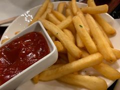 -WOLFGANG PUCK KITCHEN & BAR(迪士尼小镇店)