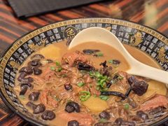 小鸡炖蘑菇-夏宫中餐厅(香格里拉大酒店)