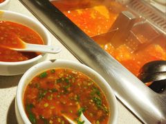 -海底捞火锅鲜切牛肉主题店(长寿路店)