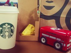 -星巴克(杭州西湖银泰1F店)