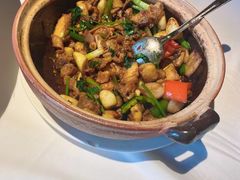 -八府香鸭·啫啫煲(华山路店)