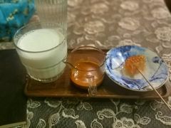 蜂巢拿铁-默迹咖啡馆