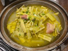 -松沪名灶·豆浆鱼头·新上海菜(飞航吾悦广场店)
