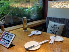 -苹果树下艺术餐厅(宋庄店)
