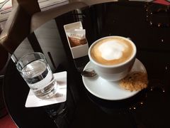 iphone_upload_pic-北纬29度大堂吧-重庆富力艾美酒店-近江岸天街