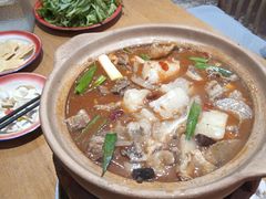 -郭婆婆疯子鸡·土货江湖菜馆