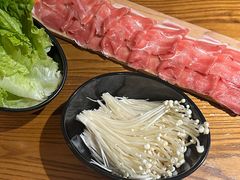 -佬土鹅肠火锅(解放路店)
