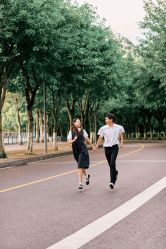 -黑马婚纱摄影