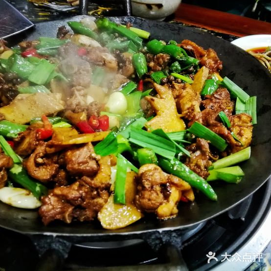 四通铜铁嗅食府