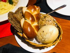 面包篮-申德勒加油站西餐厅(日坛路总店)