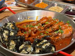 -明洞阿姨·韩式酱蟹烤肉·创意料理(三元桥店)