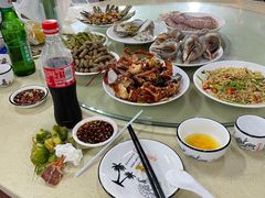 -三亚火车头万人海鲜广场