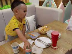 -Ours树朵家亲子餐厅(远策中心店)