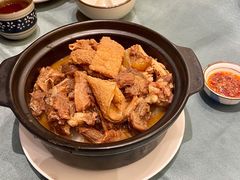 罗卜牛腩煲-沙龙酒家