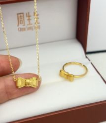 -周生生Chow Sang Sang(苏州中心南区店)