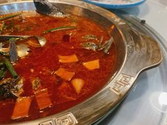 -茅台镇网红溶洞餐厅·茅帮菜馆