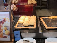 -亚龙湾希尔顿自助餐厅·海鲜·烧烤·沙滩BBQ·现场乐队