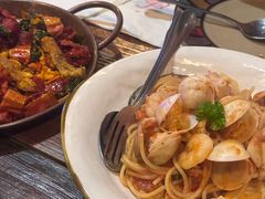 -SISTERS BAR RESTAURANT川意酒馆(嘉善老市H楼店)