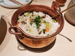 铜锅牛肝菌焖饭-一坐一忘云南菜(卓悦中心)