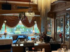 -火车头法国西餐厅