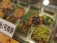 -矮子粉店1985·长沙米粉(湘春路店)