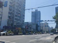 -陆家浜路(地铁站)
