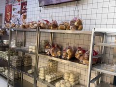 -白玉兰食品甜凤店(合生汇店)