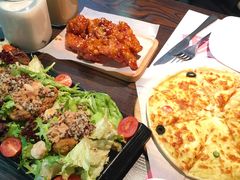 -酷公社·榴莲披萨(太原街店)