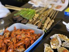 -一只虾·小龙虾·烧烤·肉蟹煲(同泰时代广场店)