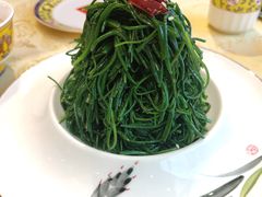 炝拌草原沙葱-德乐海蒙餐
